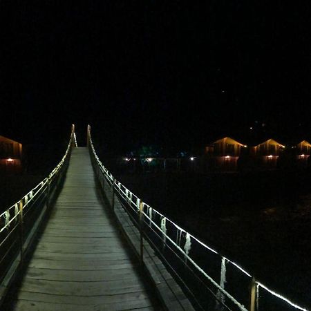Çamlıhemşin Aden River מראה חיצוני תמונה